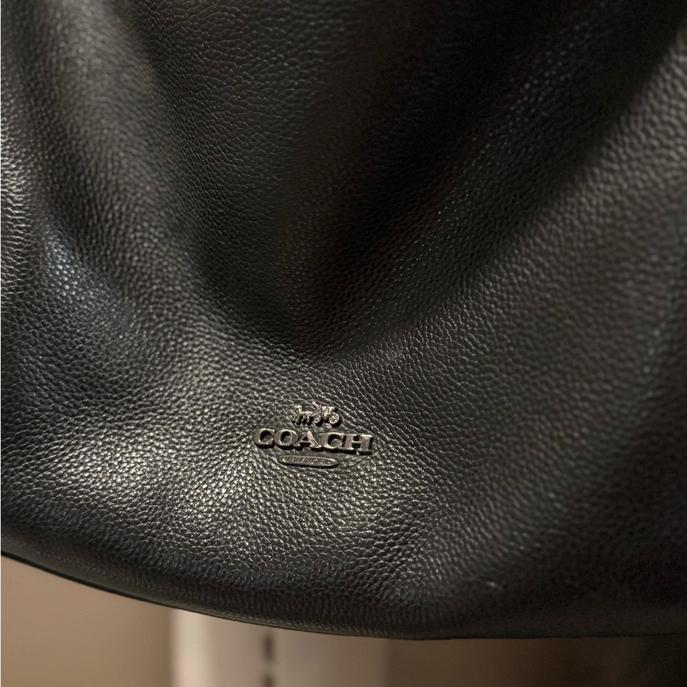 Coach Midnight Black Leather Shoulder Bag - Picture 3 of 8